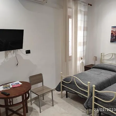 Residenza La Casa Di Pierino Apartment